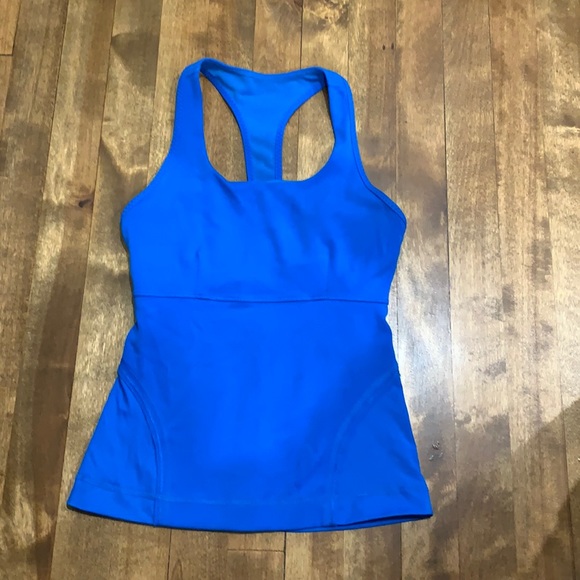 Lululemon activewear tank top - Picture 1 of 2